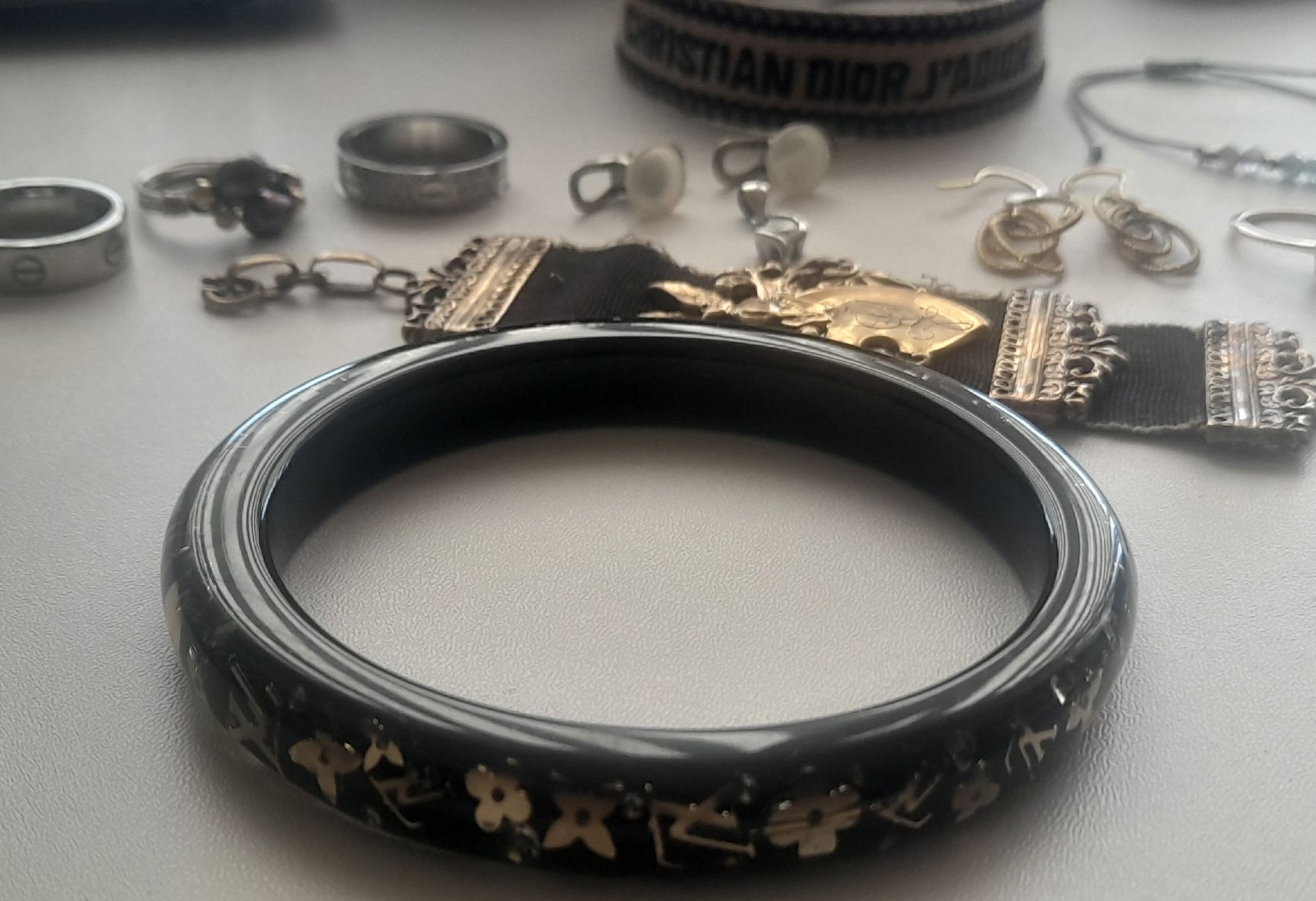 Altri gioielli: Lots de bijoux divers  – Usato da Lausanne venduto da Glam-Luxe 1