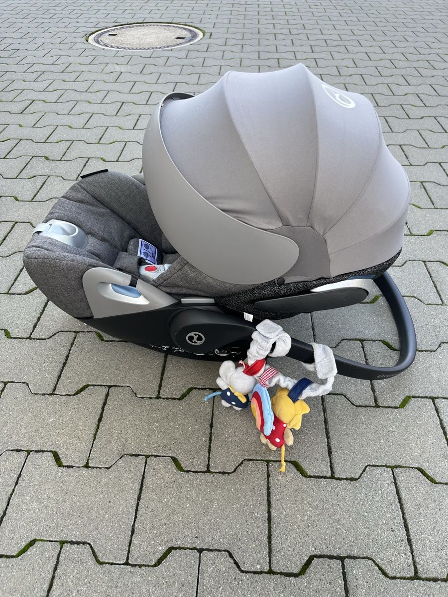 Cybex Seggiolini per auto: Cybex Cloud Z-i-Size Platinum Plus Kindersitz Grau – Usato da Dietikon venduto da Italtino 9