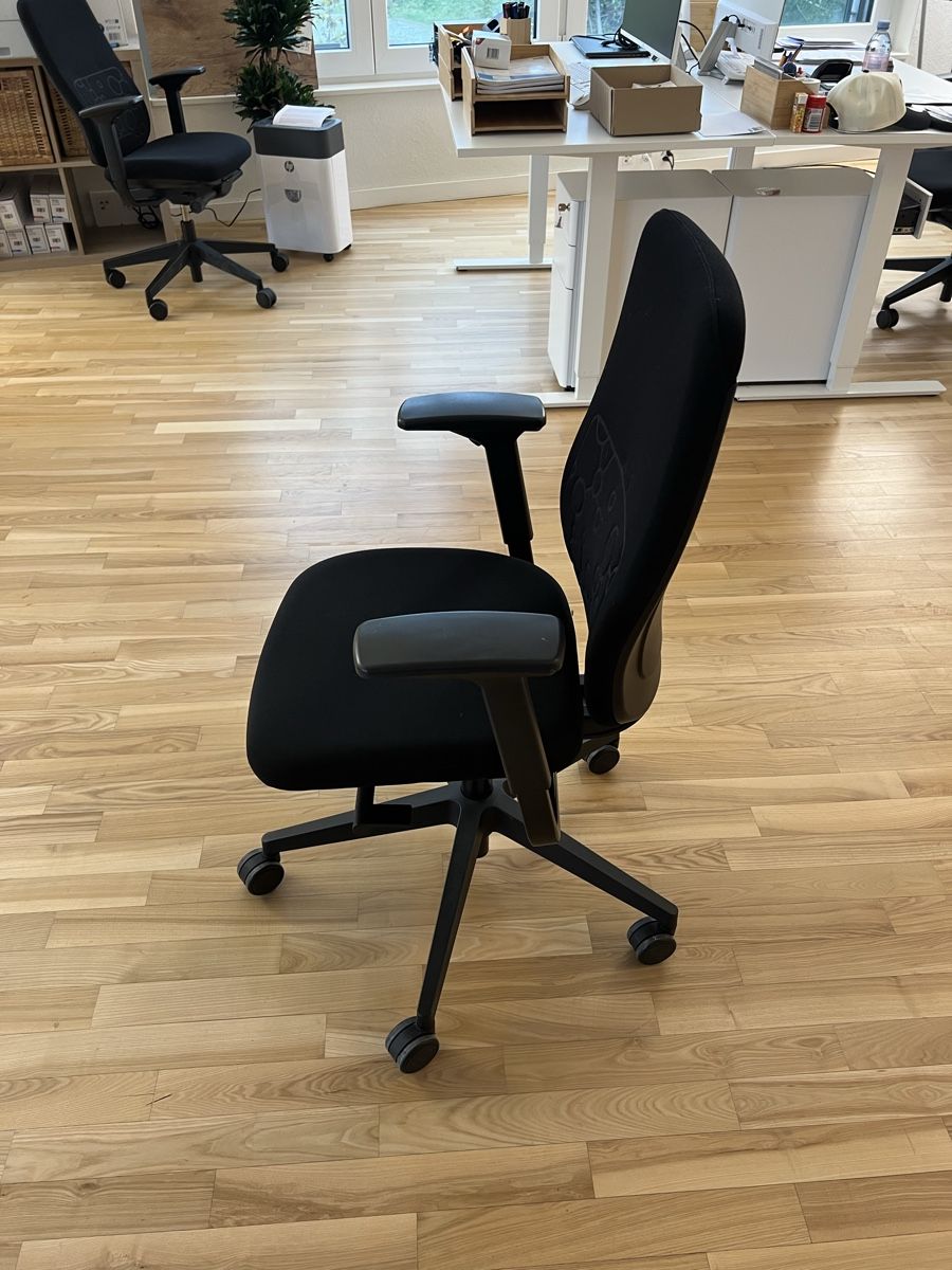 Sedie a rotelle: Büro Stuhl  – Usato da Villmergen venduto da Elcus7 1