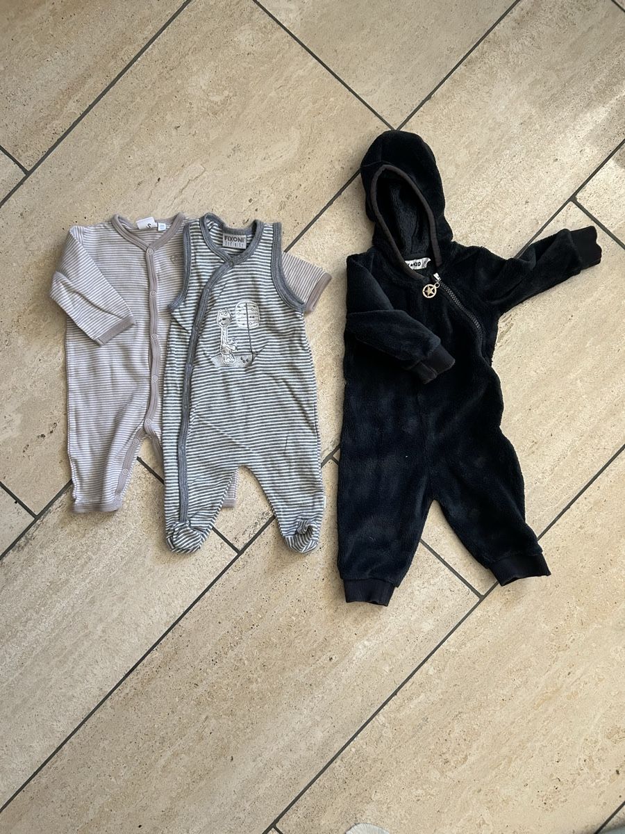 Ensembles coordonnés: 22-teiliges Kleiderpaket Grösse 62 – D'occasion à Berikon par Skydive11 2