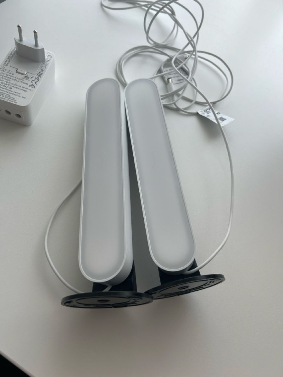 Philips Lampen: Philips Hue Play Lightbars – Neu (gemäss Beschreibung) aus Stäfa von nil_h7lw 2