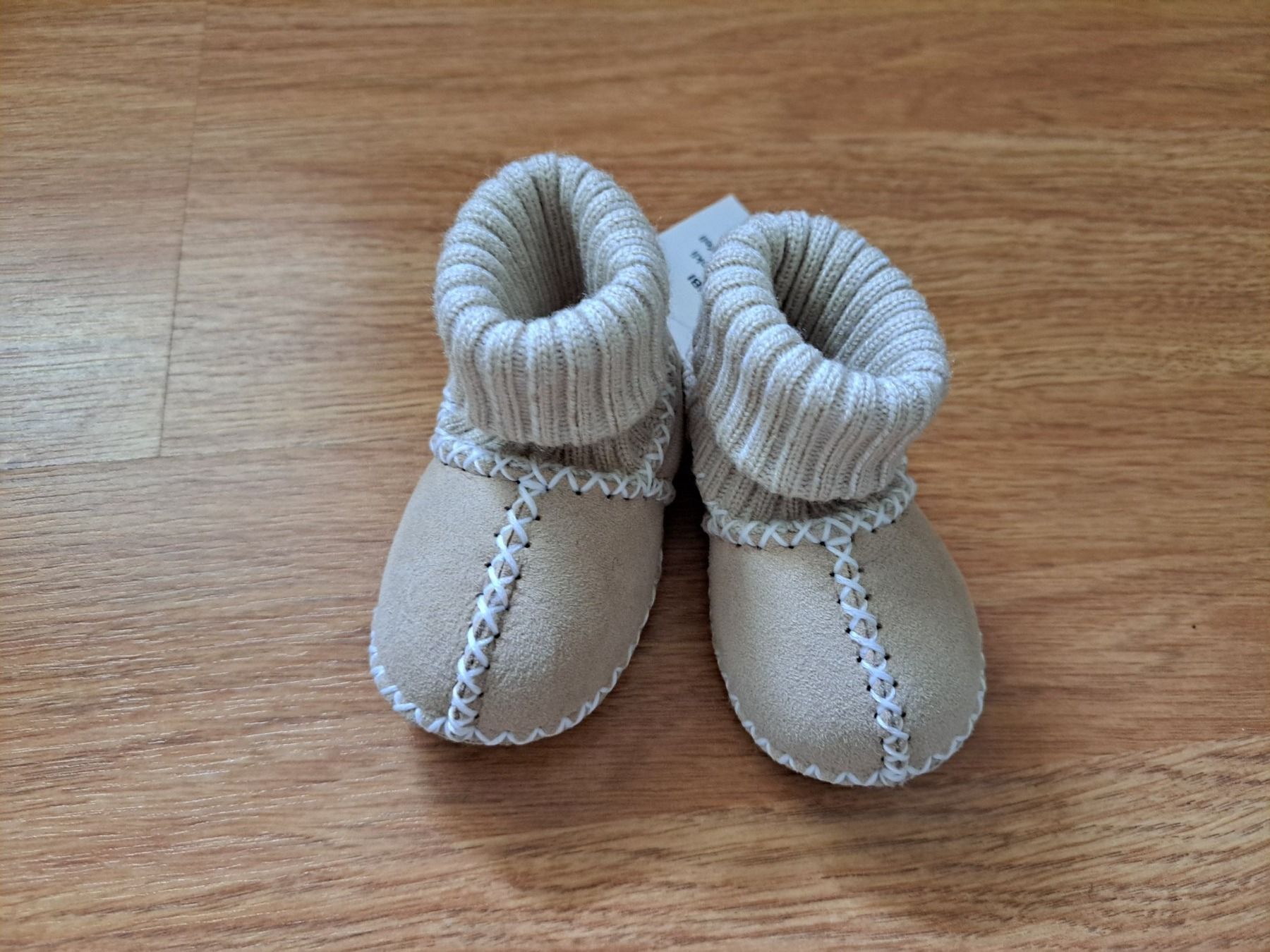 Schuhe für Jungen: Lammfellschuhe Baby Grösse 16/17 – Neu (gemäss Beschreibung) aus Pontresina von poc 1