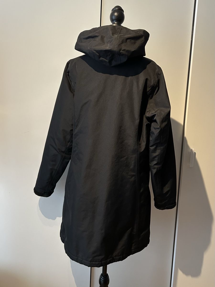 Helly Hansen Jacken: Helly Hansen Jacket Helly Tech Black Size L – Gebraucht aus Genève von NipponiaNippon 1