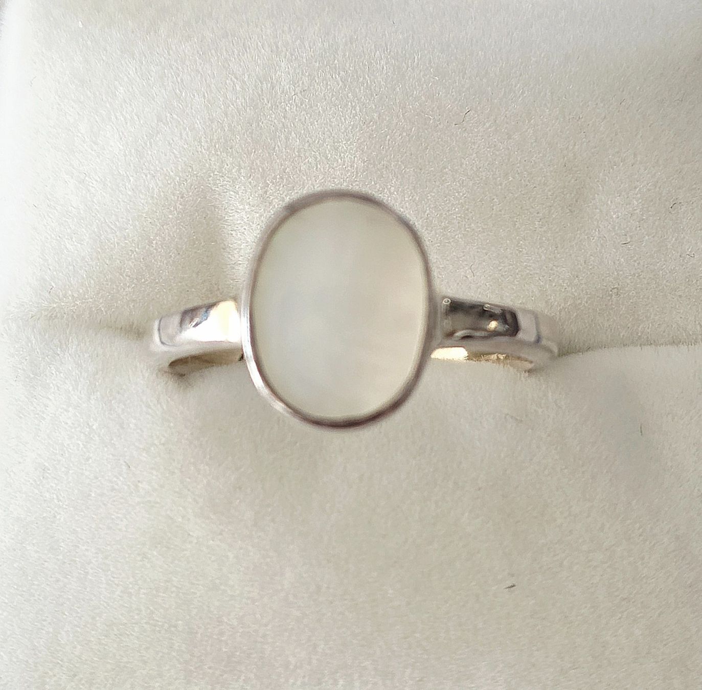 Anelli: Oval Mutterperle Silberring 925 - A&C Oslo - Neu – Nuovo e nell'imballaggio originale da Uetikon am See venduto da Coralreef 3