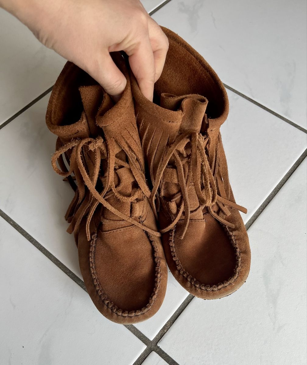 Pull&Bear Scarpe da donna: Braune Wildlederschuhe mit Fransen, Gr 39 – Usato da Basel venduto da JJ.Elena 2