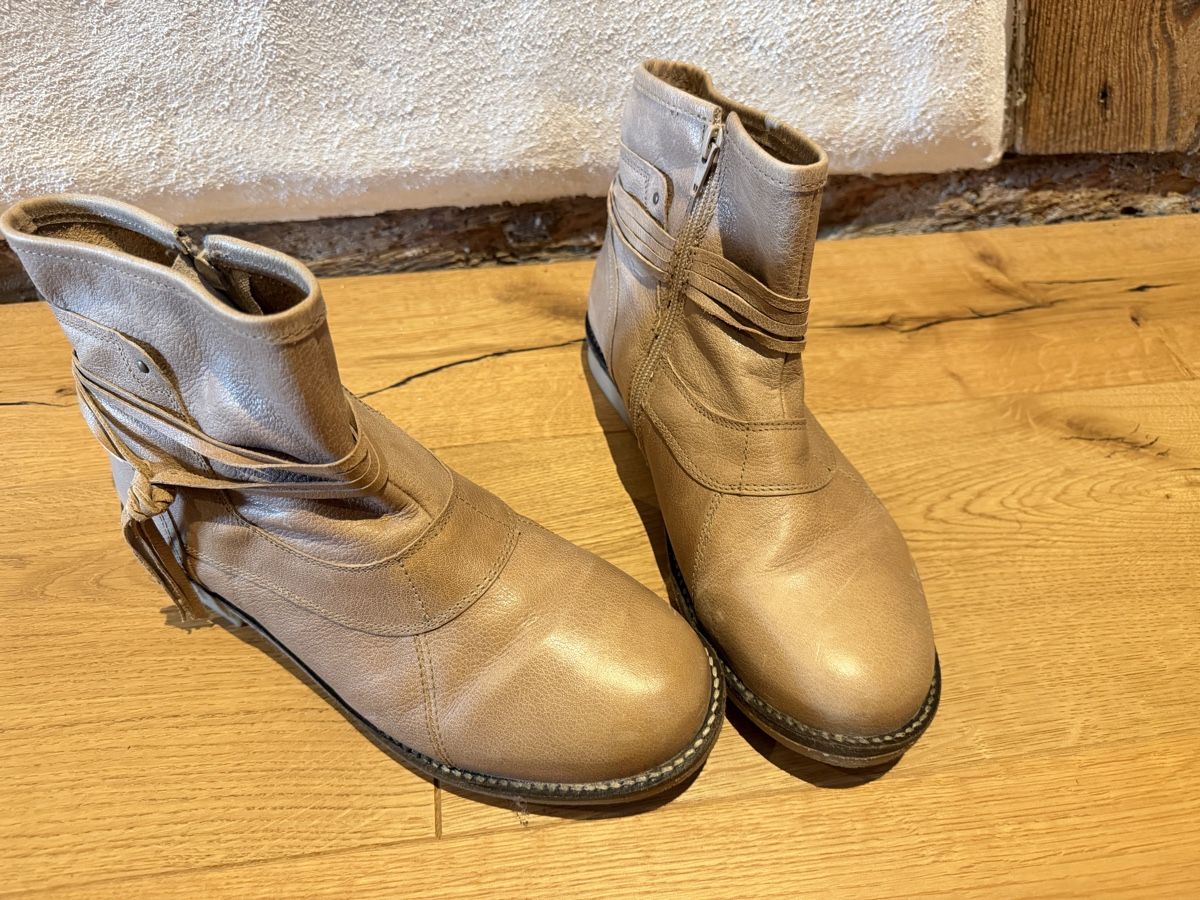 Chaussures femmes: Tolle Stiefeletten Ulla Popken Leder 41 – D'occasion à Rüdlingen par Lichee 3