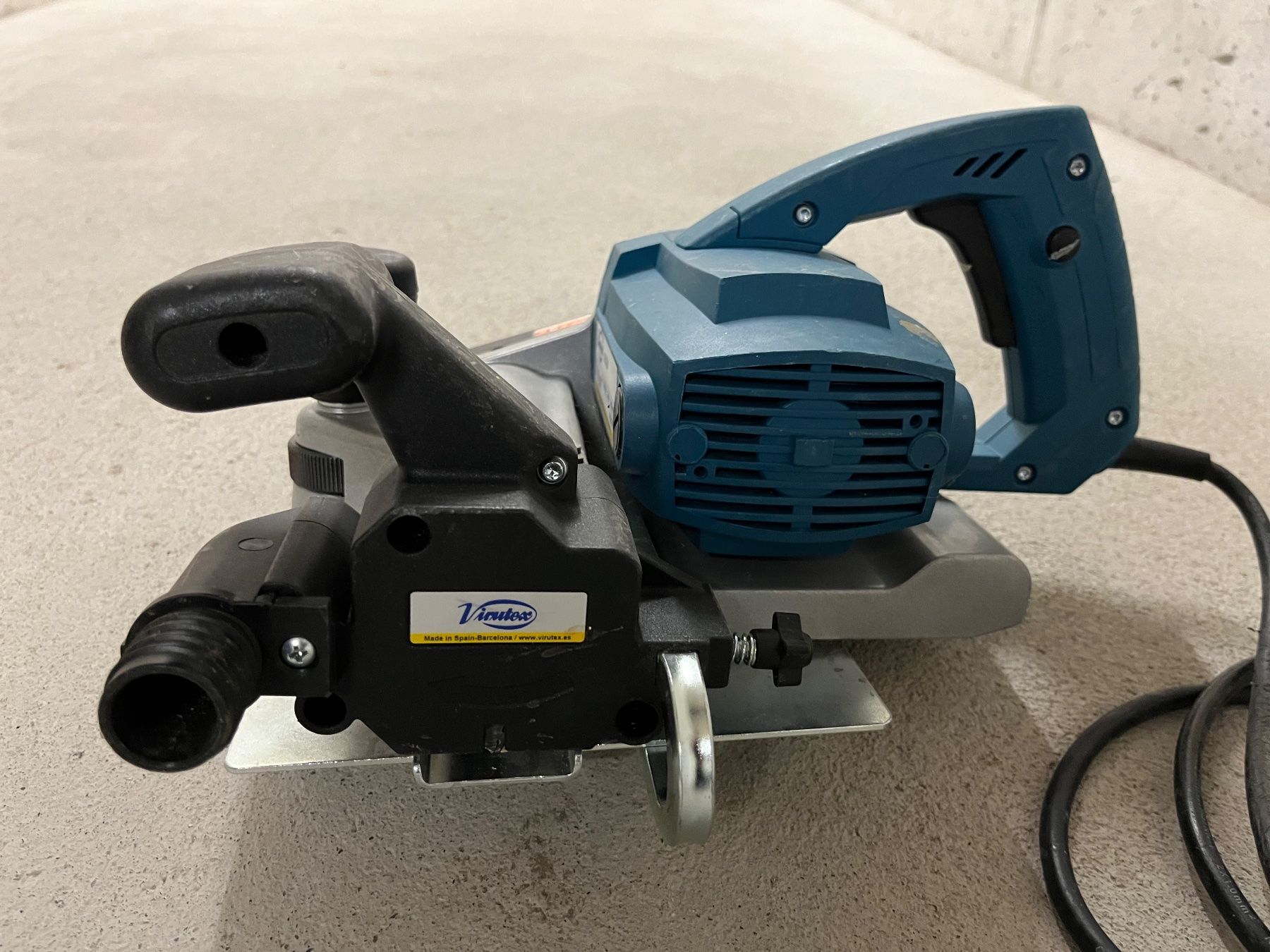 Toutes les machines: Virutex Bündighobel CE53S – D'occasion à Winterberg ZH par Hopsli