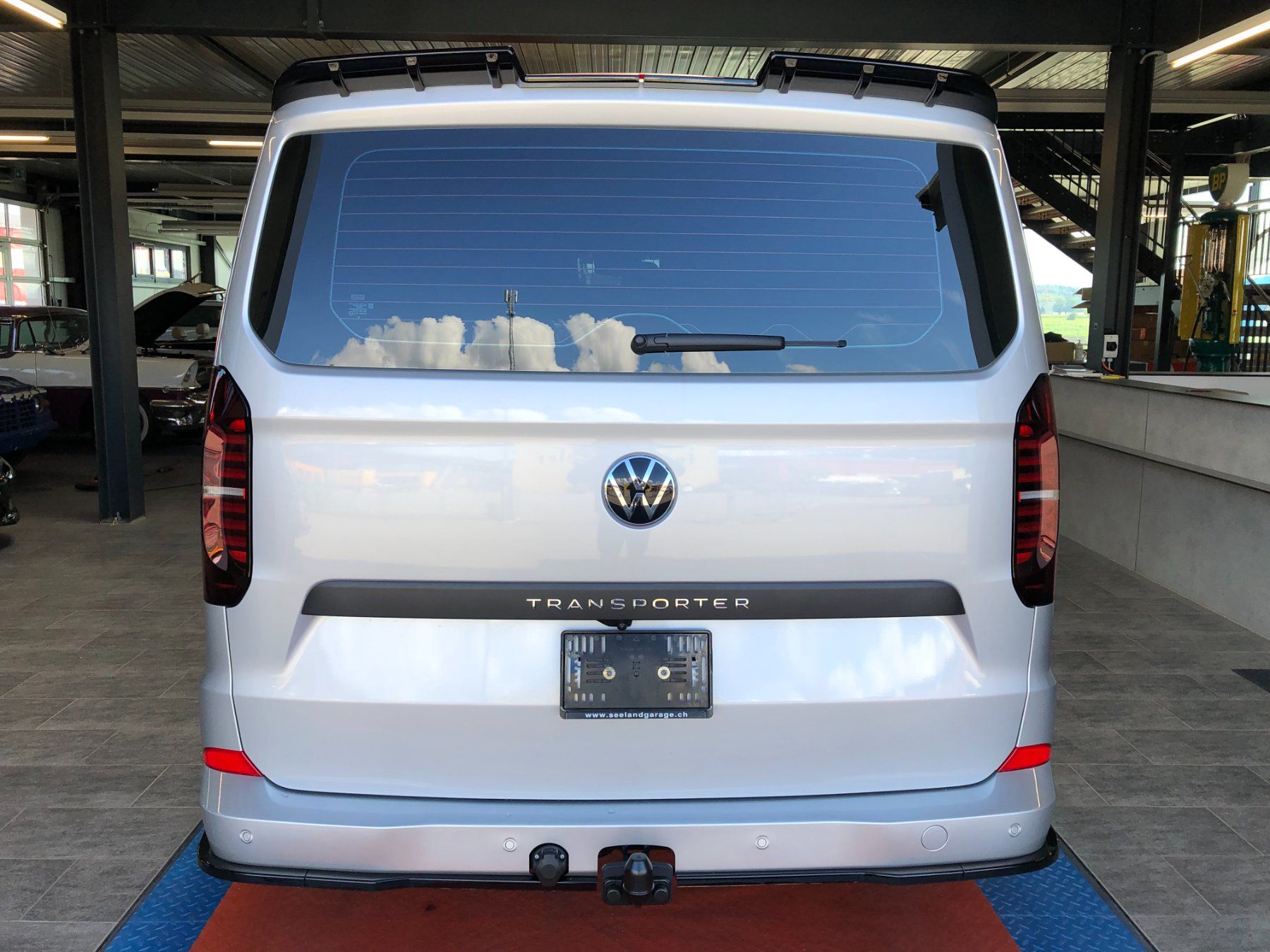 VW Veicoli commerciali: VW Transporter T7 2.0 TDI Lang – Usato da Gampelen venduto da Steuer0 3