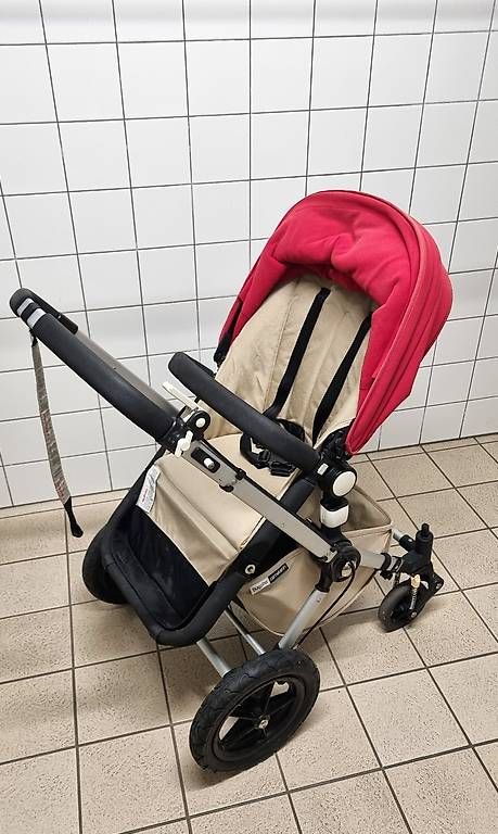 Carrozzine: Poussette Bugaboo Cameleon – Usato da Chez-le-Bart venduto da Rouz 3