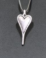 Collana con pendente a forma di cuore