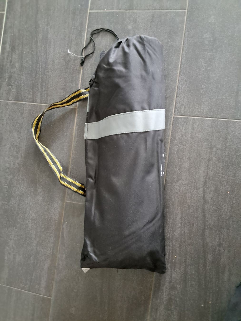 Betten: Easy Camp - Camp bed Feldbett (grau) – Neu (gemäss Beschreibung) aus Wangen an der Aare von Quidy 1