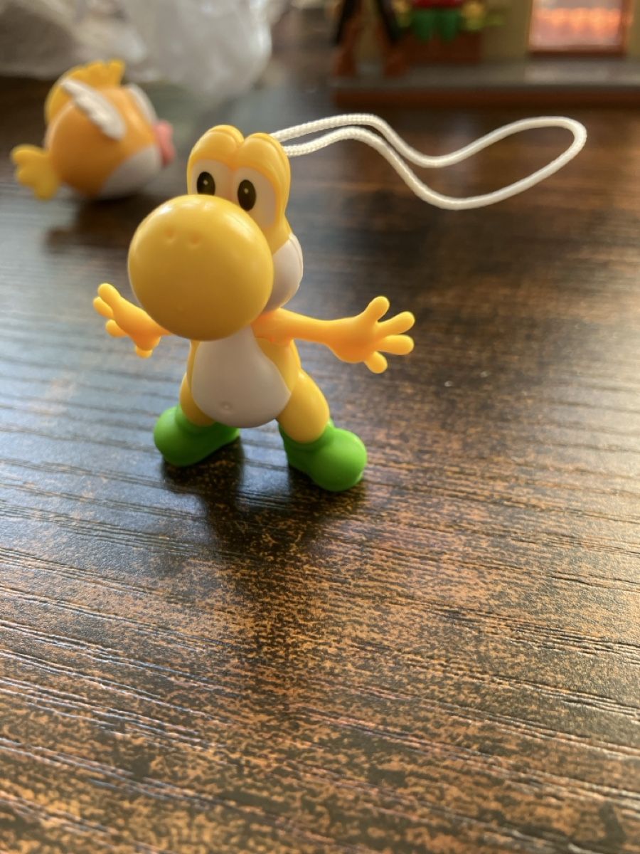 Nintendo Statuette: Kinder Joy Super Mario – Usato da Glarus venduto da Jhuber78
