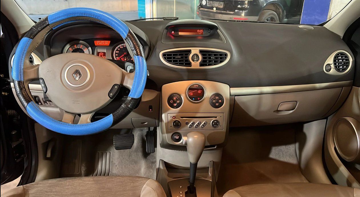 Automobili: Renault Clio 1.6 16 V 2006 – Usato da Kleindöttingen venduto da mio-parts 6
