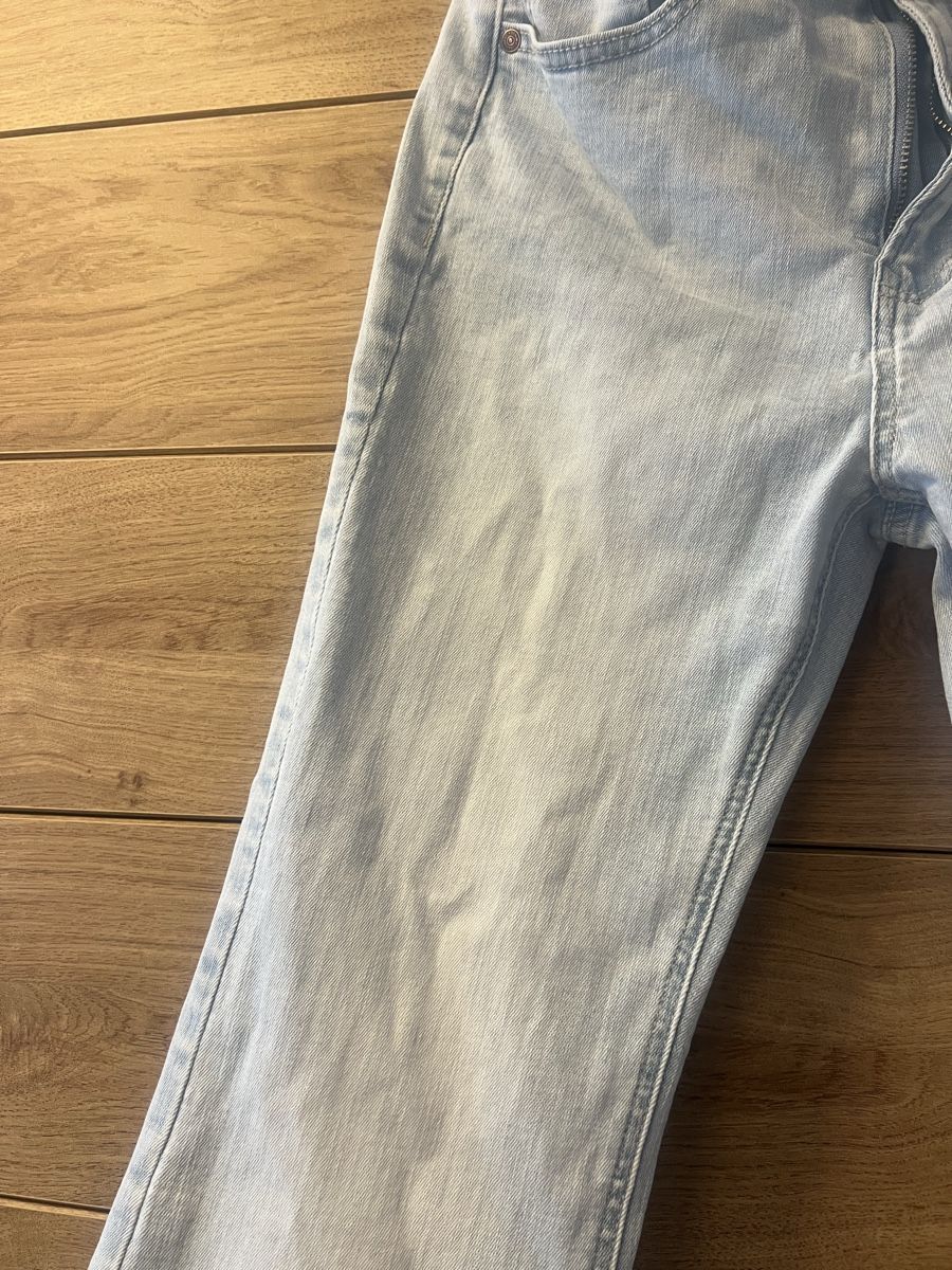 Stradivarius Jeans: Stradivarius Jeans Schlaghose Gr. 38 Hellblau – Usato da Zürich venduto da gabrielabaz 2