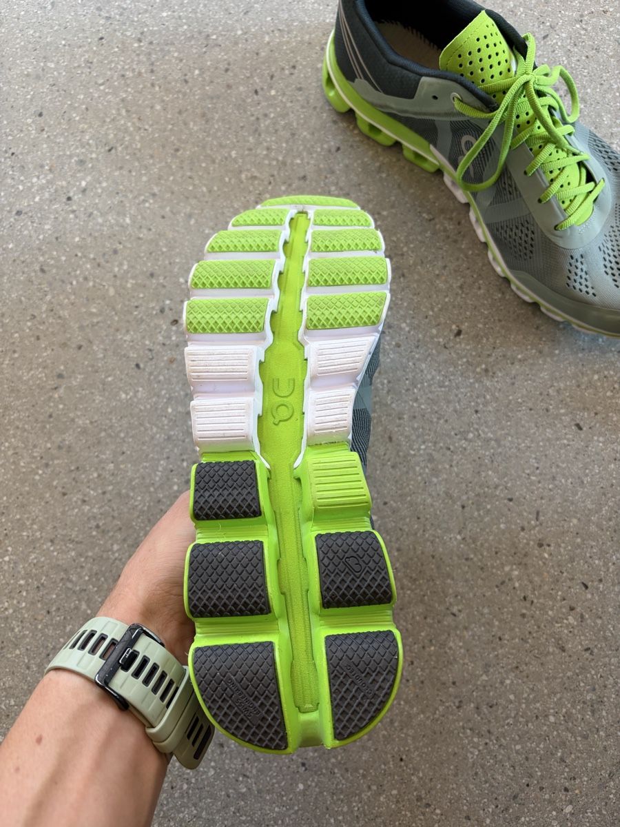On Chaussures hommes: On Cloudflow  – D'occasion à Riederalp par imh_ll8m 1