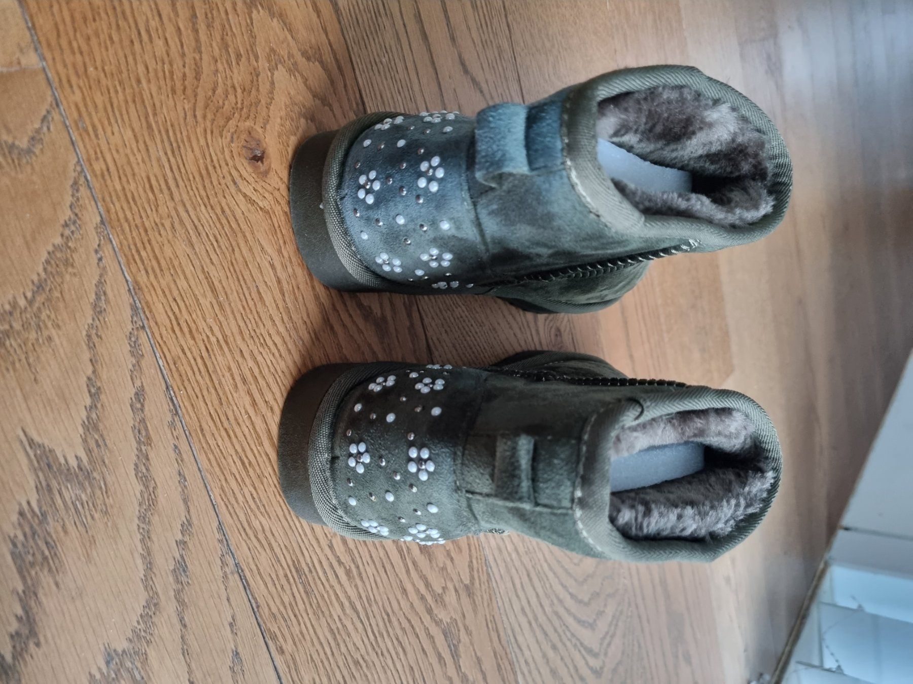 Chaussures femmes: Winterstiefel Neu Kunstfell Gr 39 – Neuf avec emballage d'origine à Bassersdorf par Sandy456 3