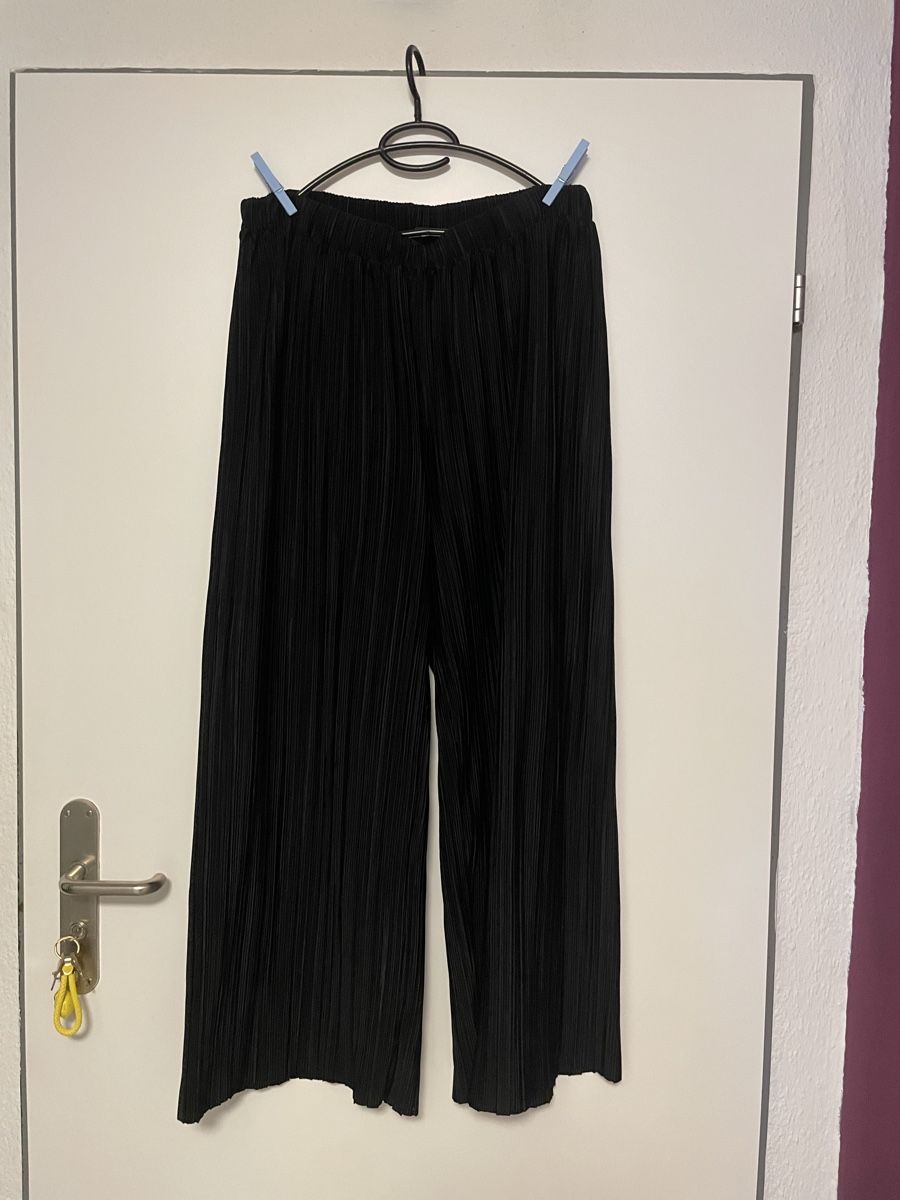 Pantaloni: Hose – Nuovo (secondo la descrizione) da Gossau ZH venduto da Lavinia07 1