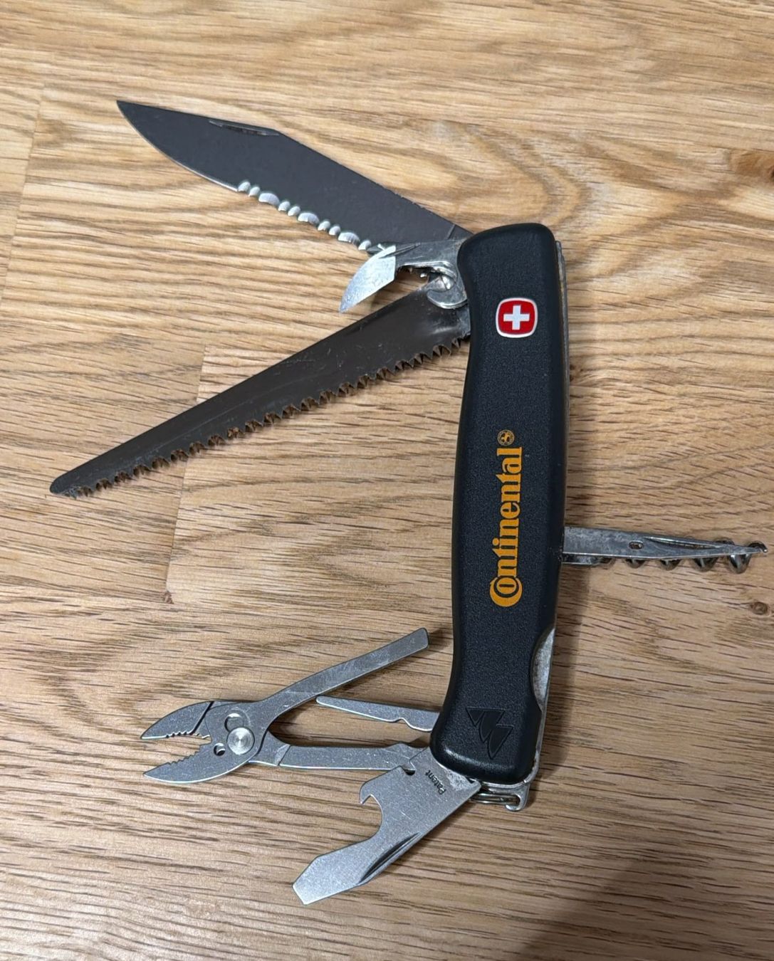 Wenger Taschenmesser: WENGER SACKMESSER CONTINENTAL – Gebraucht aus Zürich von Frei-Occasionen 4
