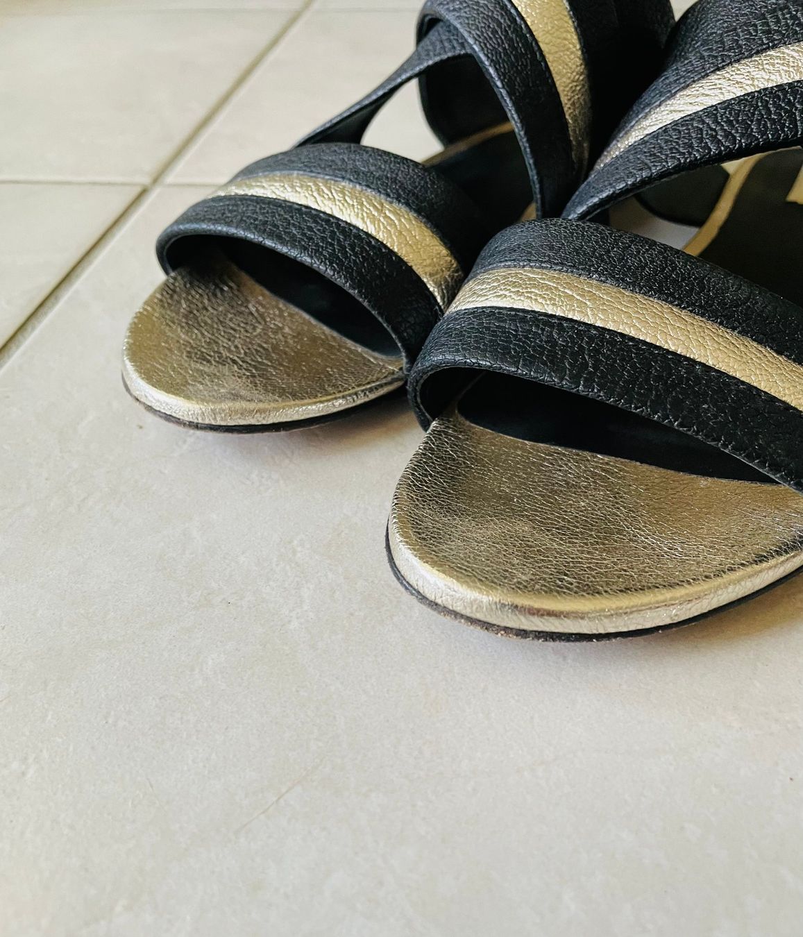Max Mara Scarpe da donna: MAX MARA Sandalen, Mules – Usato da Etoy venduto da Airesun 2