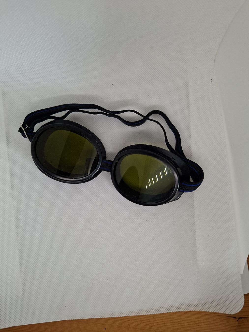 Occhiali & Lenti: Gletscherbrille v. Schweizer Armee – Usato da Ipsach venduto da jpbo 4