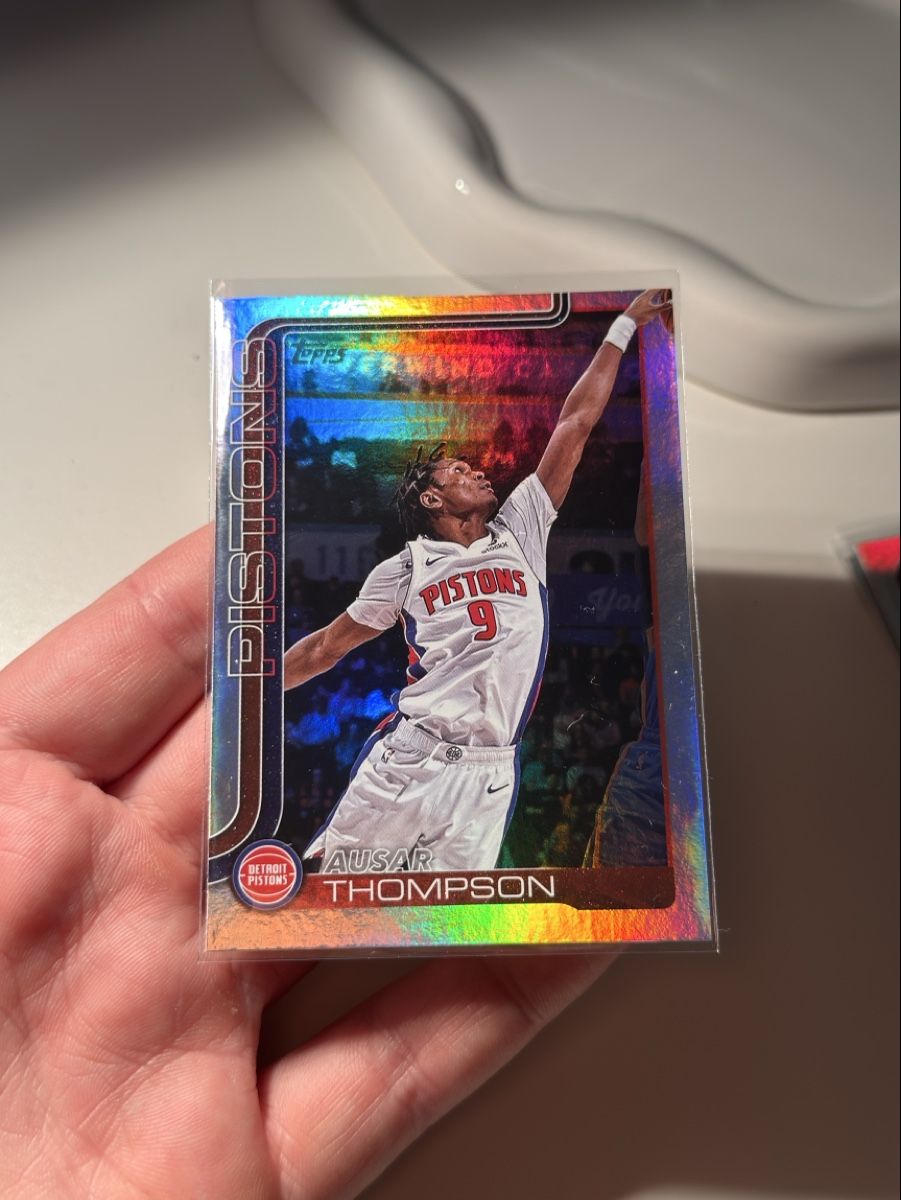 Topps Sammelbilder & Trading cards: Ausar Thompson Rainbow Foil, Topps Flagship 2025-26 – Neu (gemäss Beschreibung) aus Allschwil von lakerscollectorch