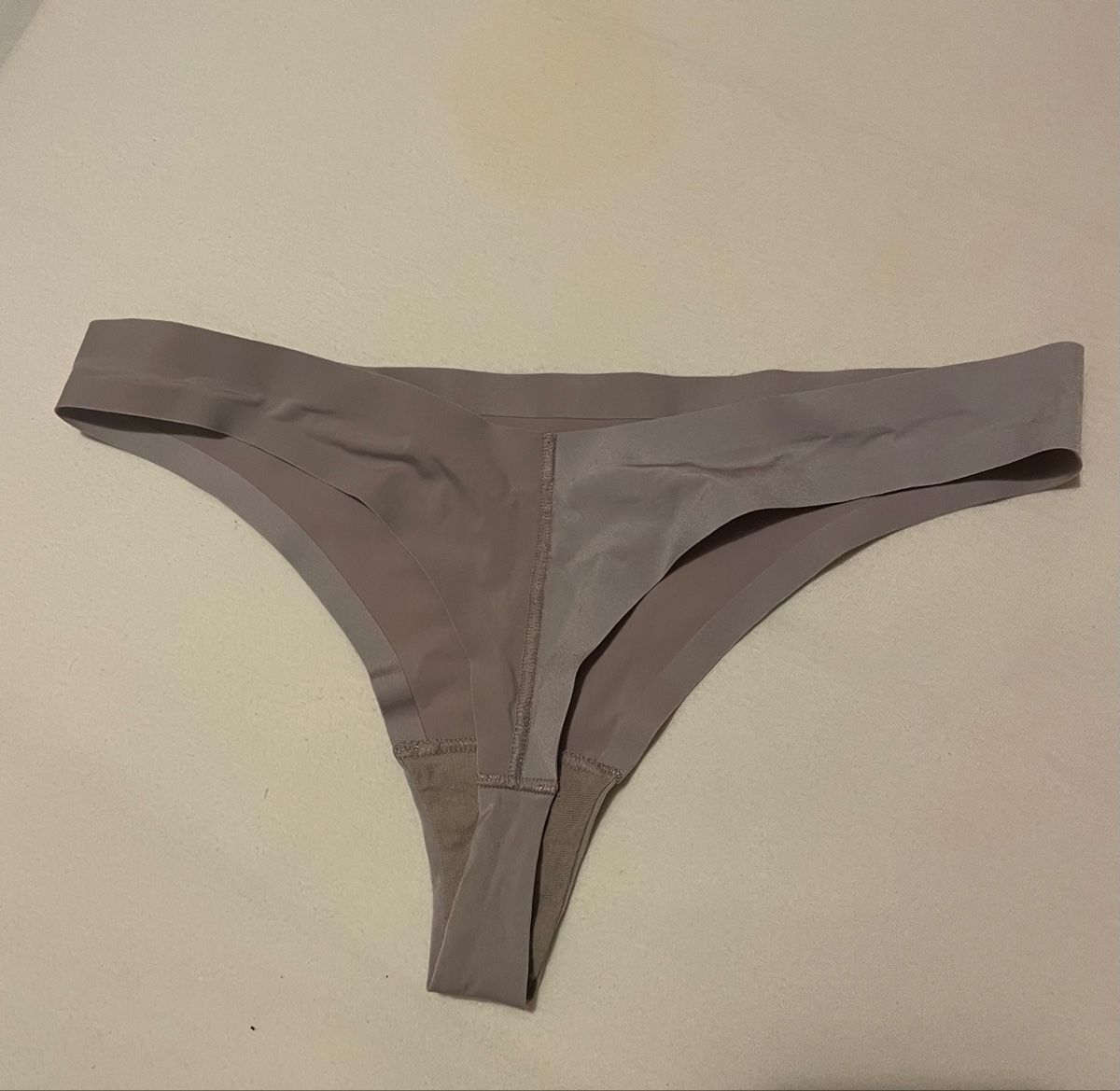 Triumph Altra biancheria intima: Triumph Just Body Make-Up String, Nude, Size S, Never Worn – Nuovo (secondo la descrizione) da Möhlin venduto da Halylea 1