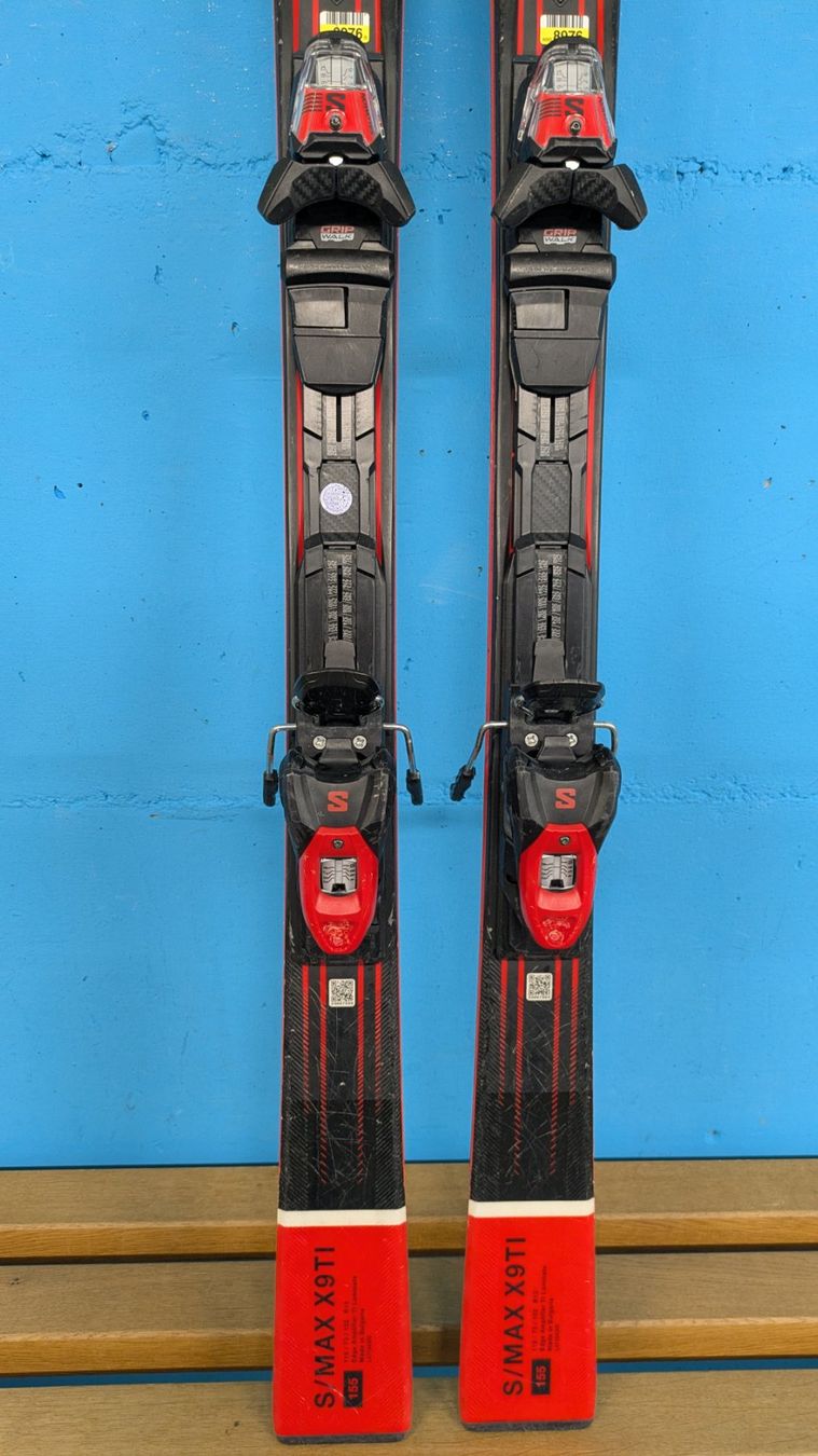 Salomon Skis: Salomon Ski 155cm  (8976) – Gebraucht aus Kandersteg von Eli57 1