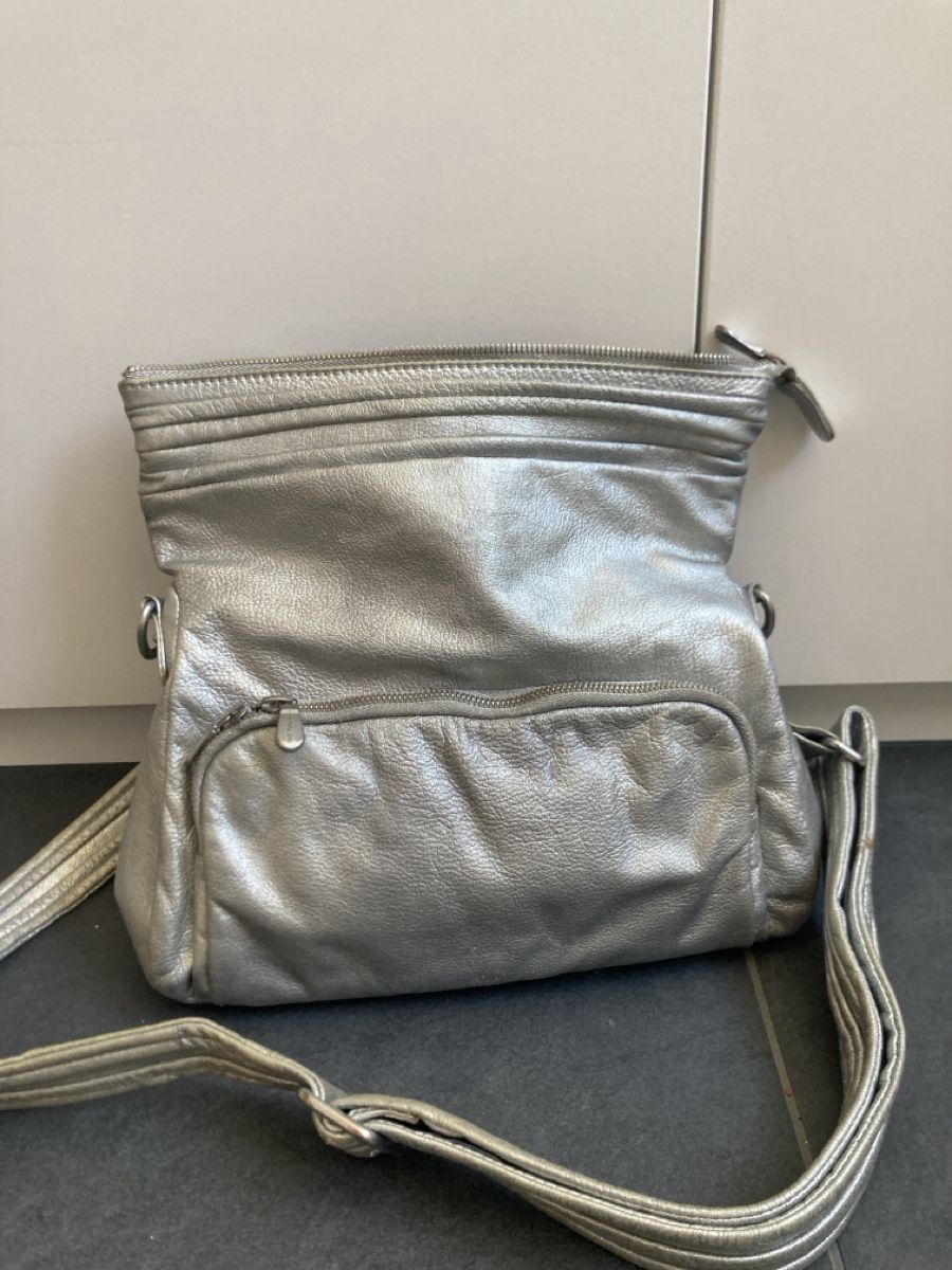 Stefi Talman Taschen für Damen: Silbrige Talman Tasche – Gebraucht aus Bern von Croquant