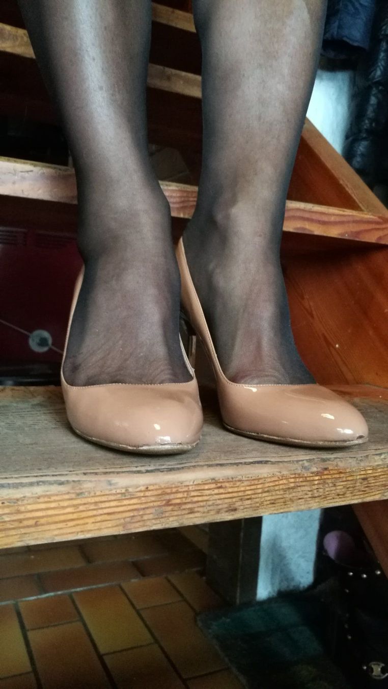 Prada Scarpe da donna: Escarpins beige Prada – Usato da Martigny venduto da Lea_lucci 6