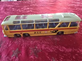Dinky Toys PTT bus jaune modèle vintage bon état