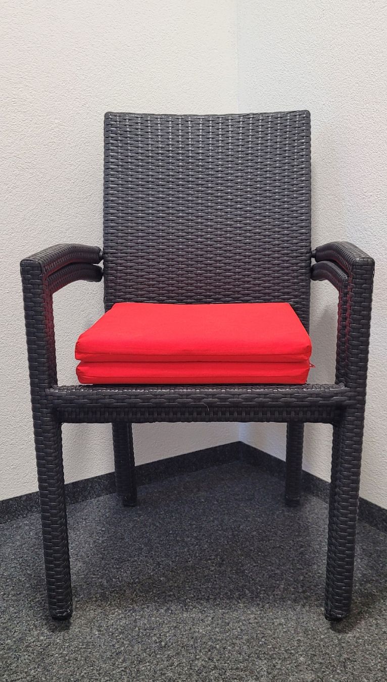 Sedie: 2 Stühle im Rattan-Look für Terasse, Balkon & Garten – Usato da Herisau venduto da Yyyoga