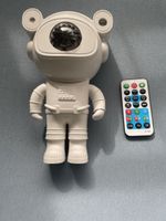 Astronaut projector 
