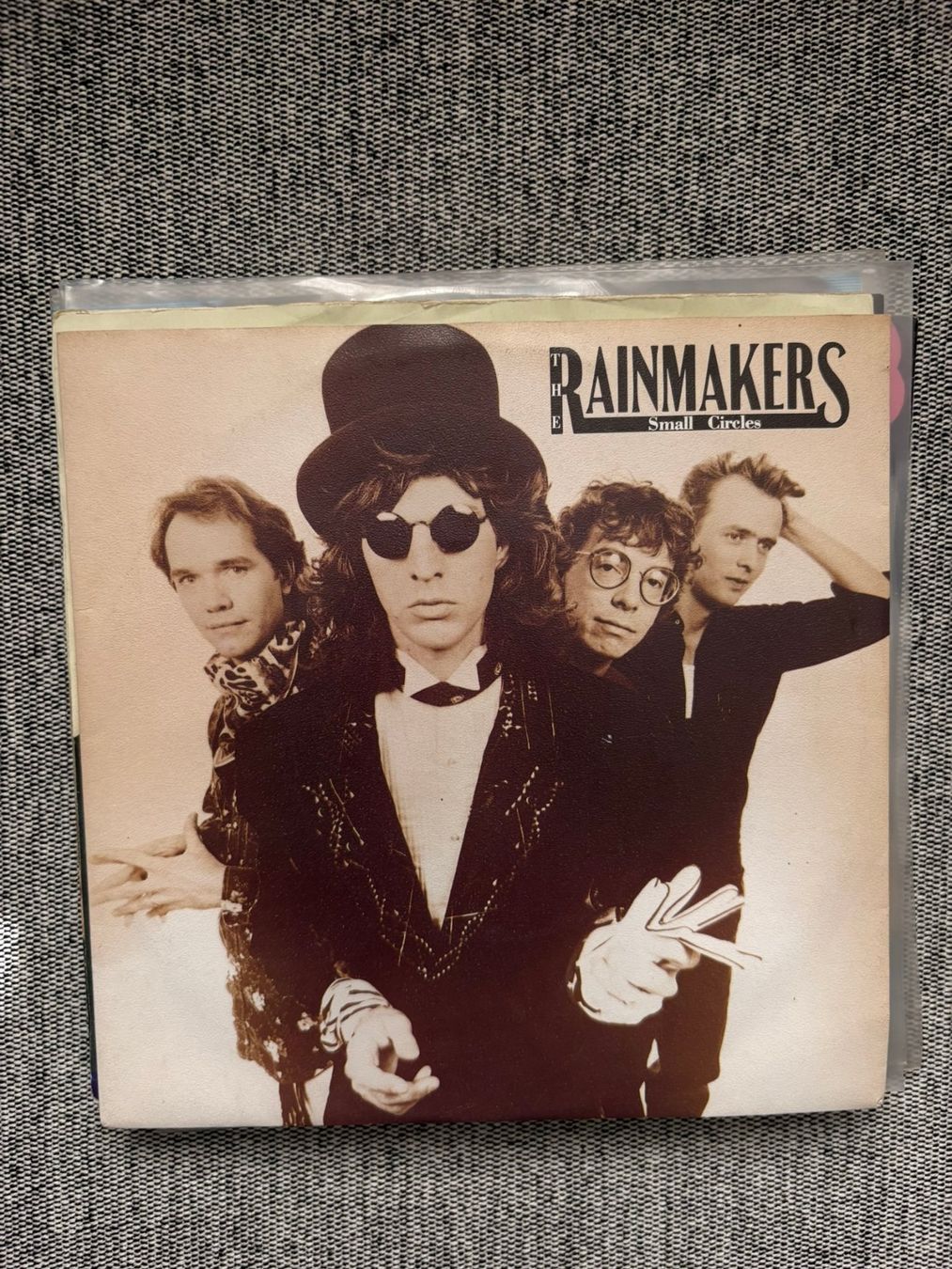 Dischi in vinile: Rainmakers - Small Circles – Usato da Zofingen venduto da Bigron