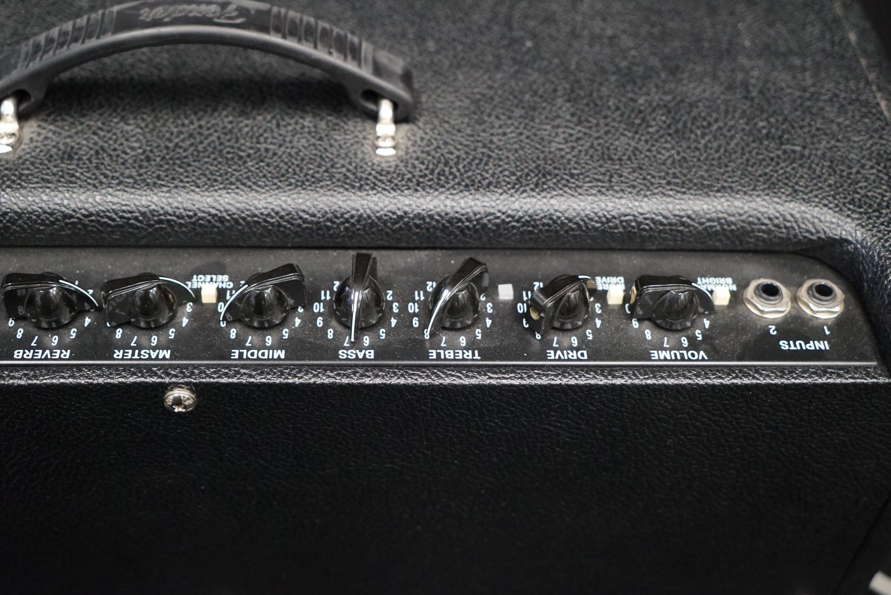 Fender Amplificatori: Fender Hot Rod DeVille 410 III 60W Combo Amp – Usato da Ortschwaben venduto da Musictrade 7