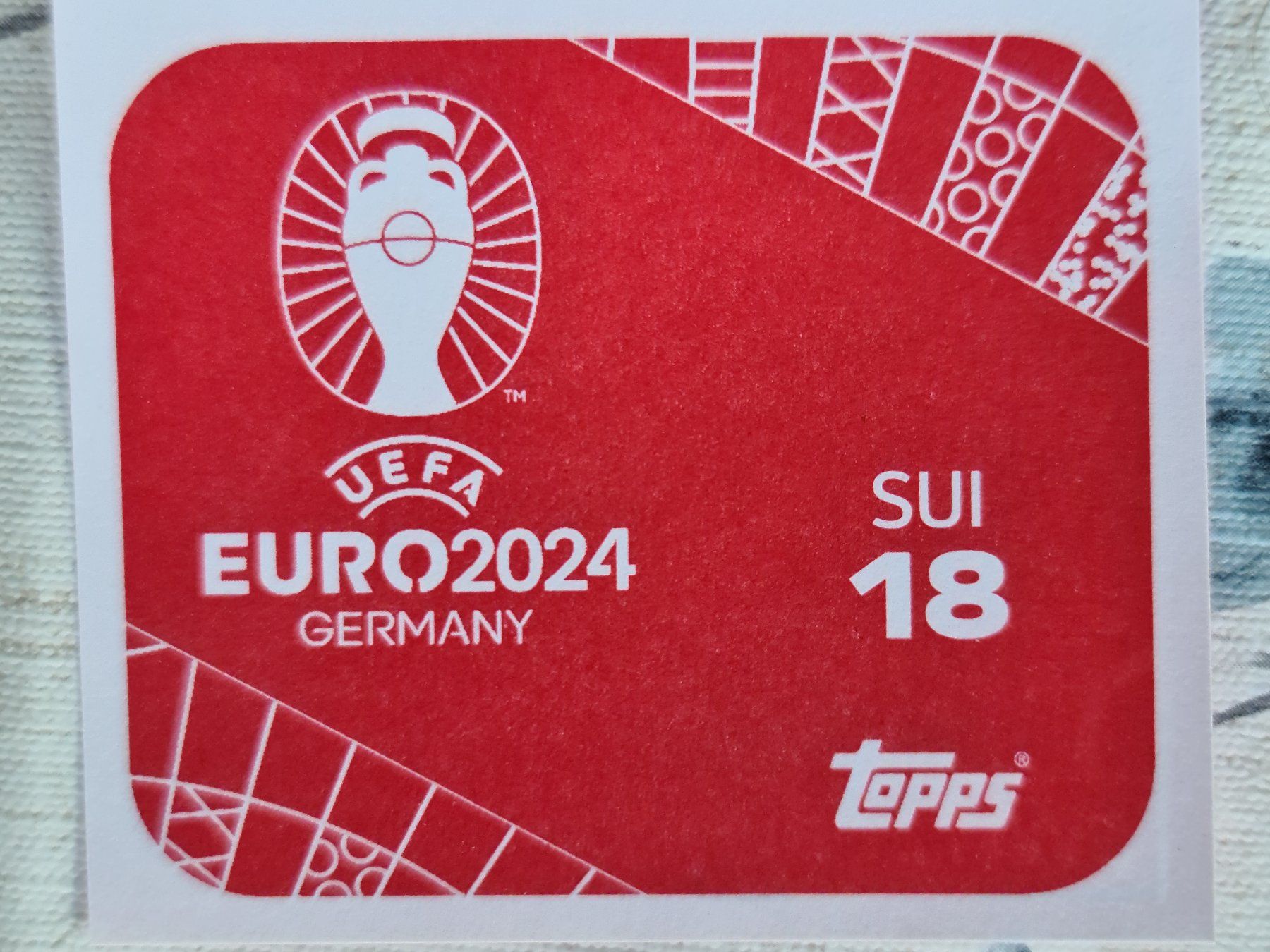 Topps Carte collezionabili: Topps EURO2024 SUI 18 – Nuovo e nell'imballaggio originale da Dintikon venduto da Prime-shop 1