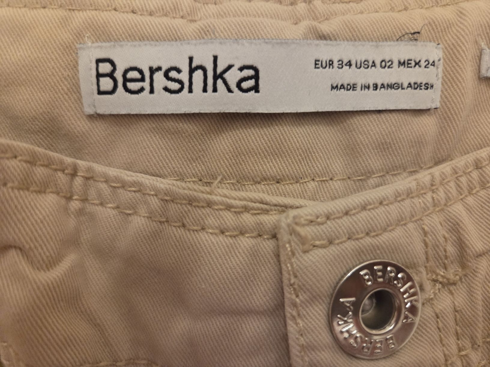 Bershka Pantaloni: cargo pants – Nuovo (secondo la descrizione) da Bassersdorf venduto da ale_2ftz 2