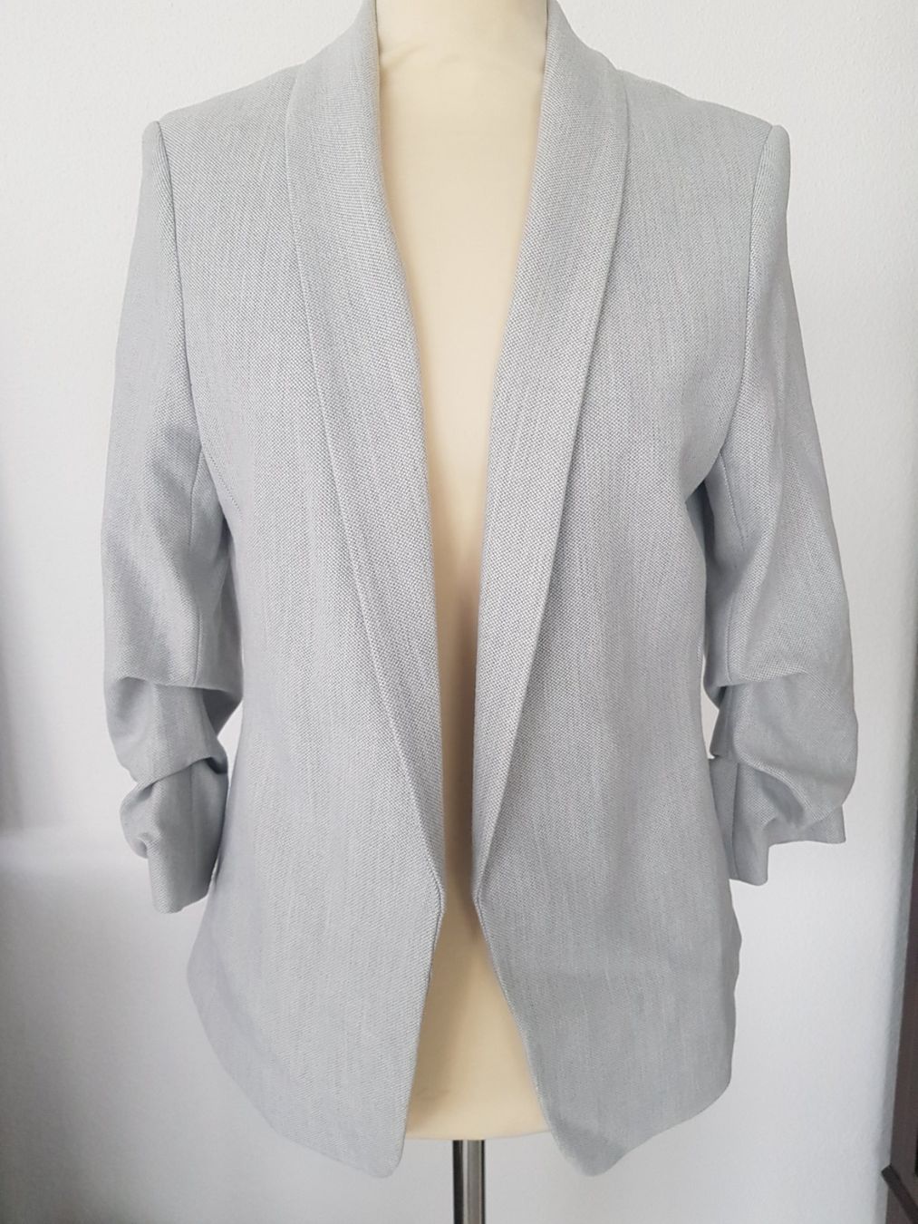 H&M Giacche: DAMENBLAZER H&M – Usato da Root venduto da LifestyleAccessoires