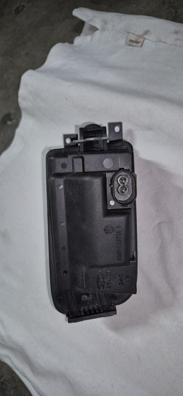 BMW Tutti pezzi di ricambio auto: Nebelleuchte vorne links E39 vfl – Usato da Fruthwilen venduto da Mvogt636 1