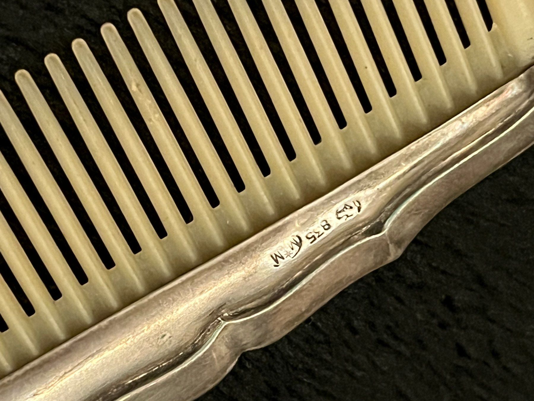 Altro per la cura dei capelli: Kamm Silber 800 – Usato da Bettwiesen venduto da wicking27 1