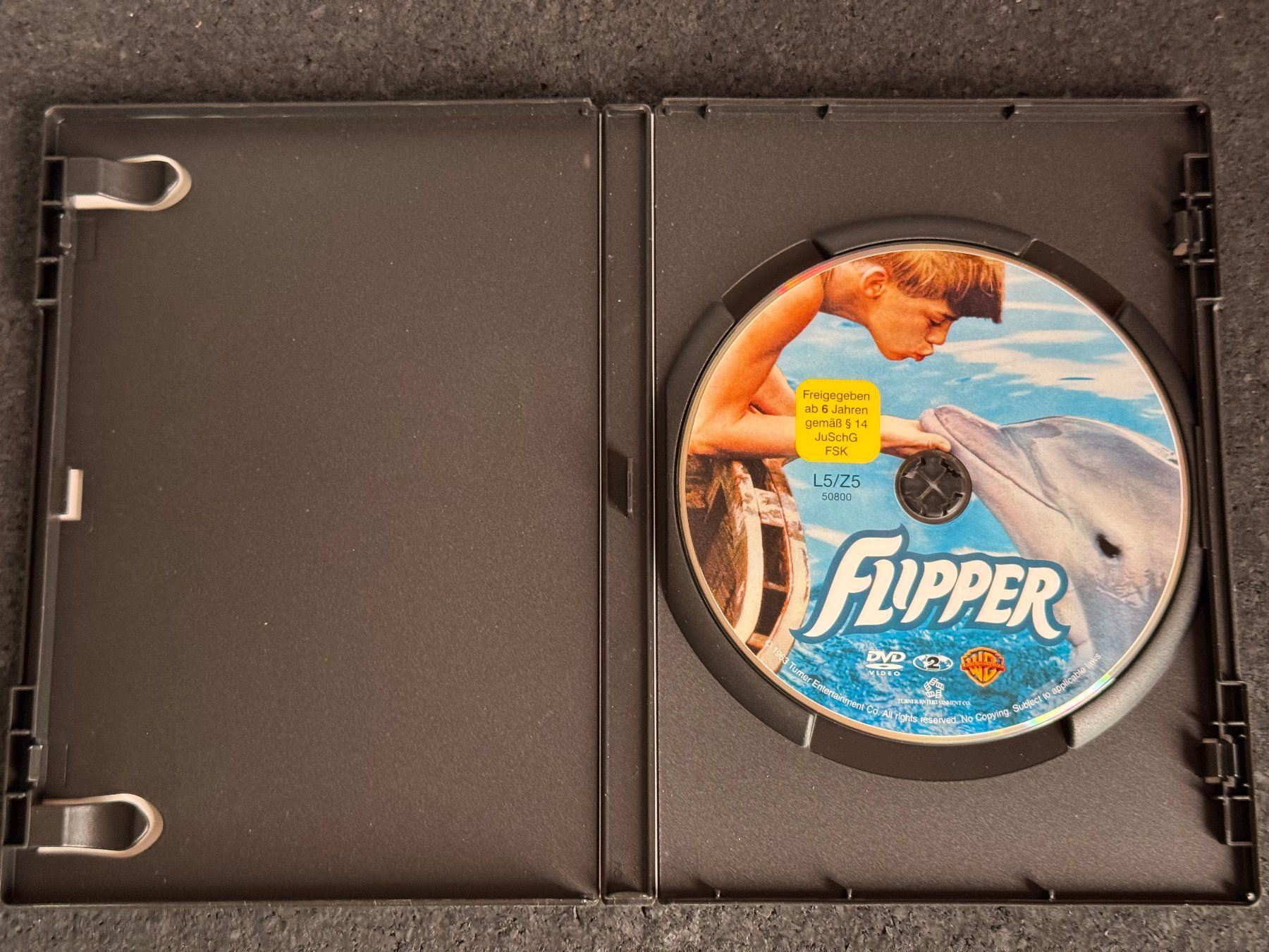 Tutti i DVDs: Flipper DVD DE/EN Tv-Serie – Usato da Fribourg venduto da tschjoly 4