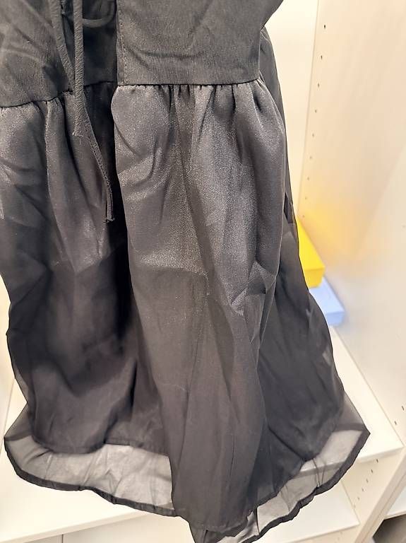 Vestiti: Robe taille unique noir comme neuf – Usato da Biel/Bienne venduto da secondstore 2