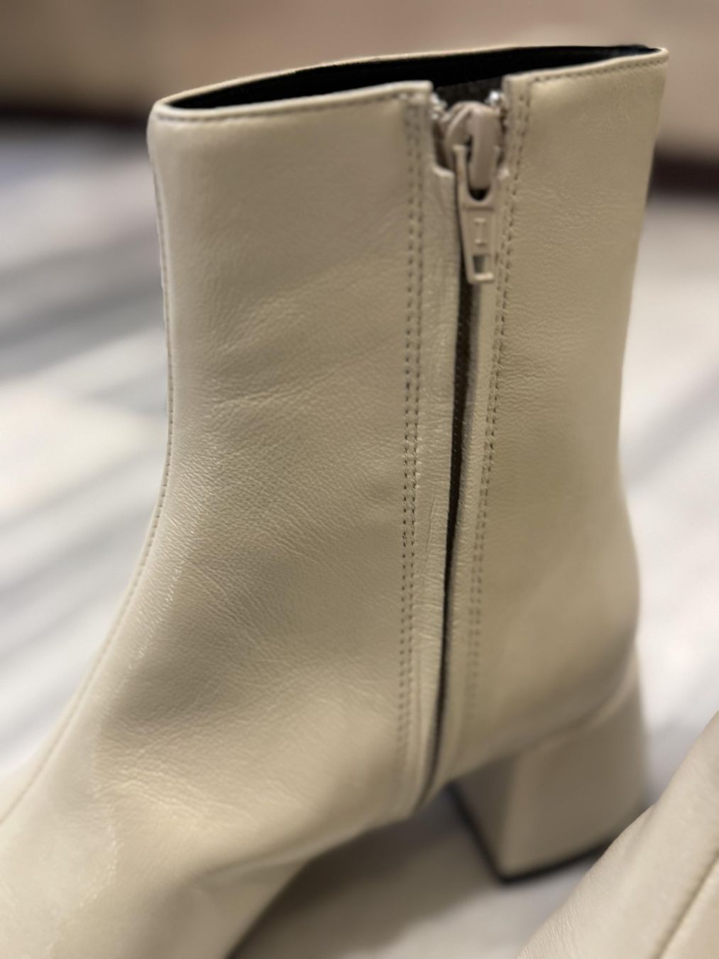 Scarpe da donna: Stivaletto Vernice Bianca Di – Nuovo e nell'imballaggio originale da Porza venduto da GioCa65 3