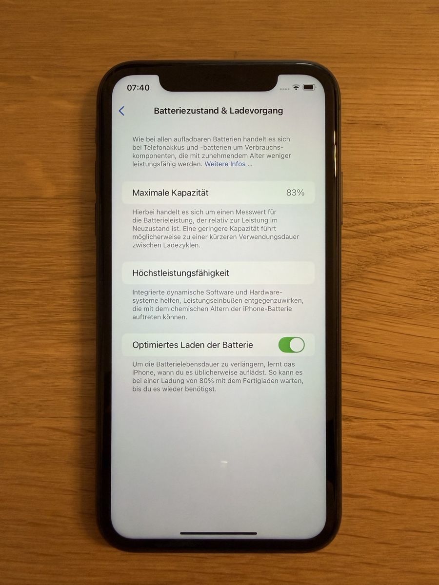 Apple Telefoni cellulari / Smartphones: Apple Iphone 11 64GB Schwarz – Usato da Thayngen venduto da Jruer- 4