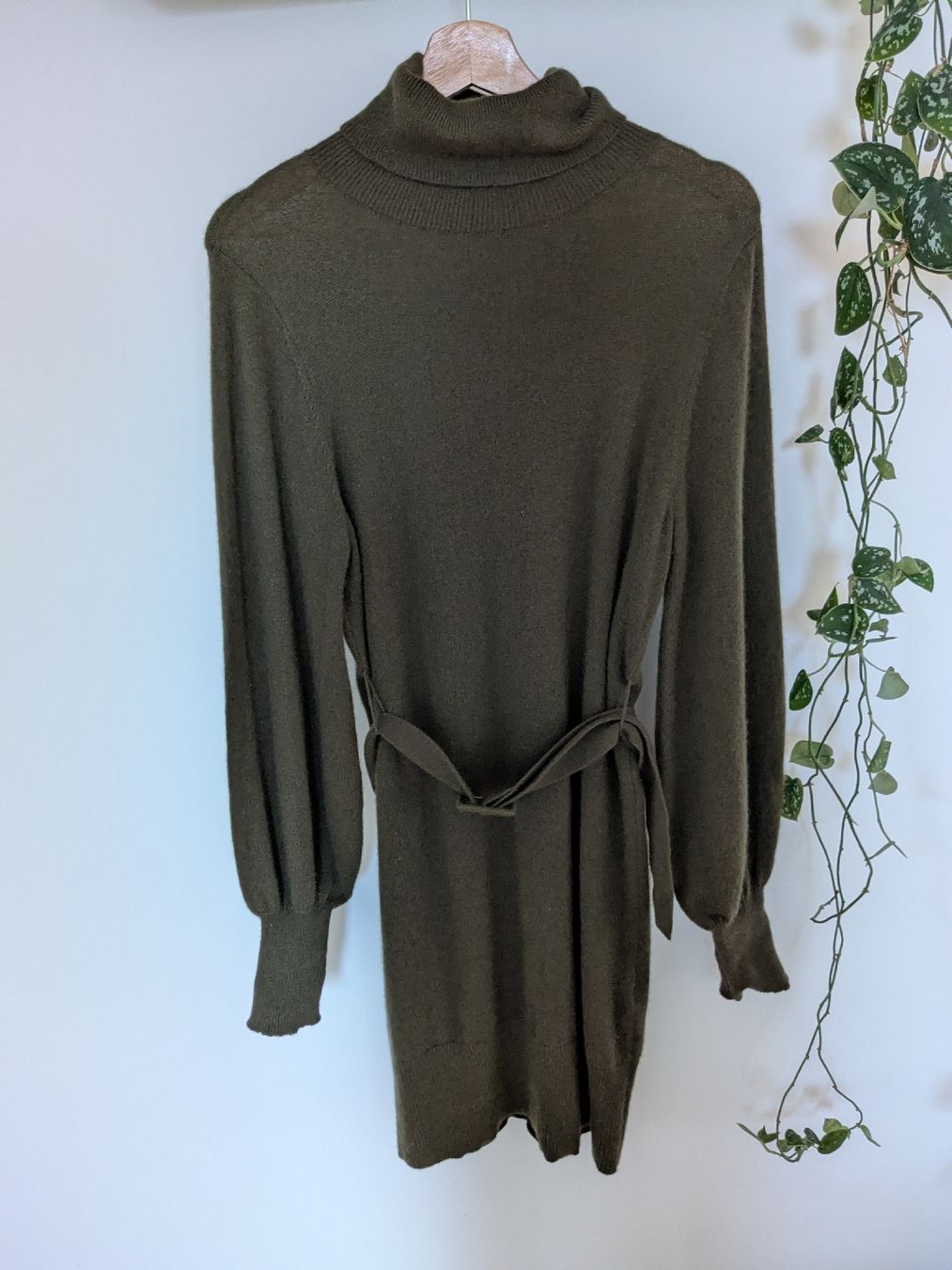 Karen Millen Vestiti: Karen Millen Kaschmir Strickkleid, Gr. S – Usato da Winterthur venduto da Prishy 1
