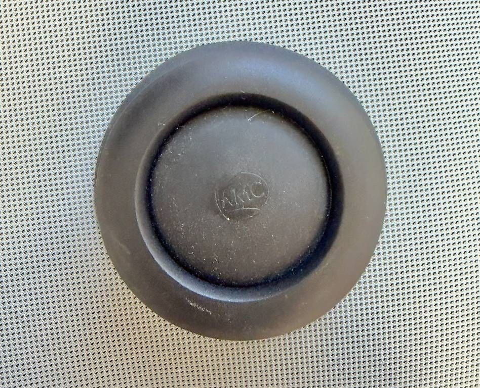 Padelle: AMC "Saugknopf" Durchmesser ca. 9.5 cm schwarz – Usato da Bern venduto da leilani_hika
