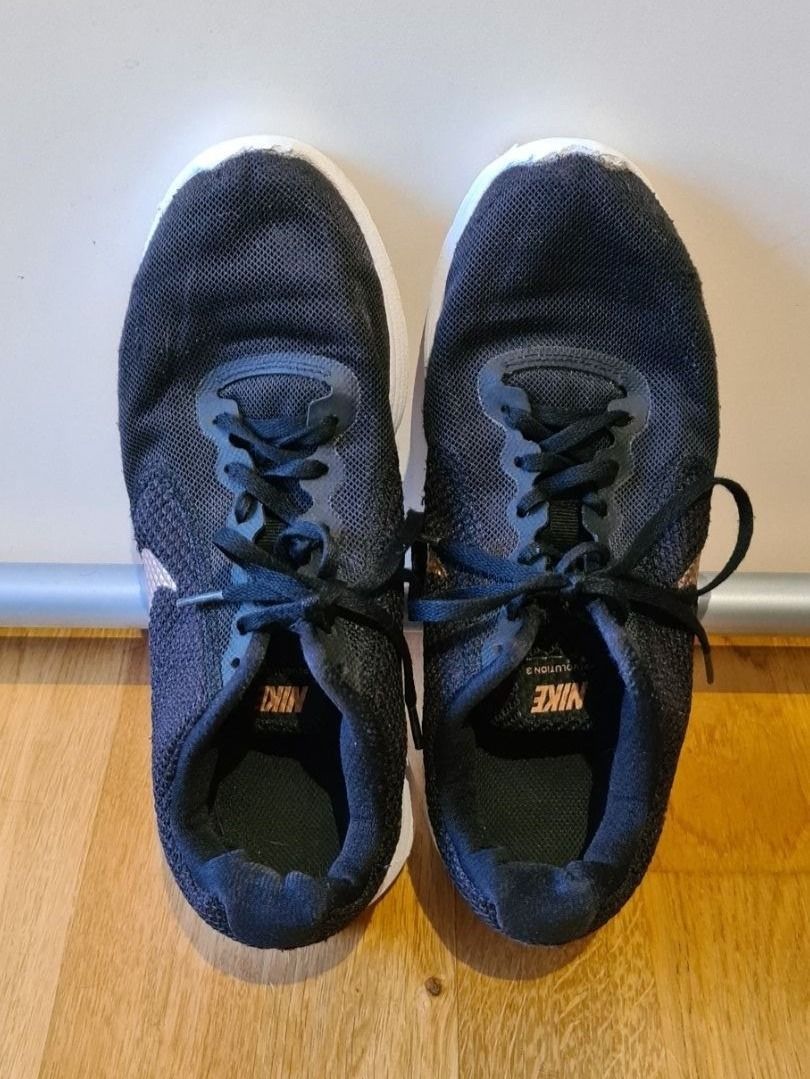 Nike Scarpe da donna: Turnschuh Nike – Usato da Rümlang venduto da Trojka25