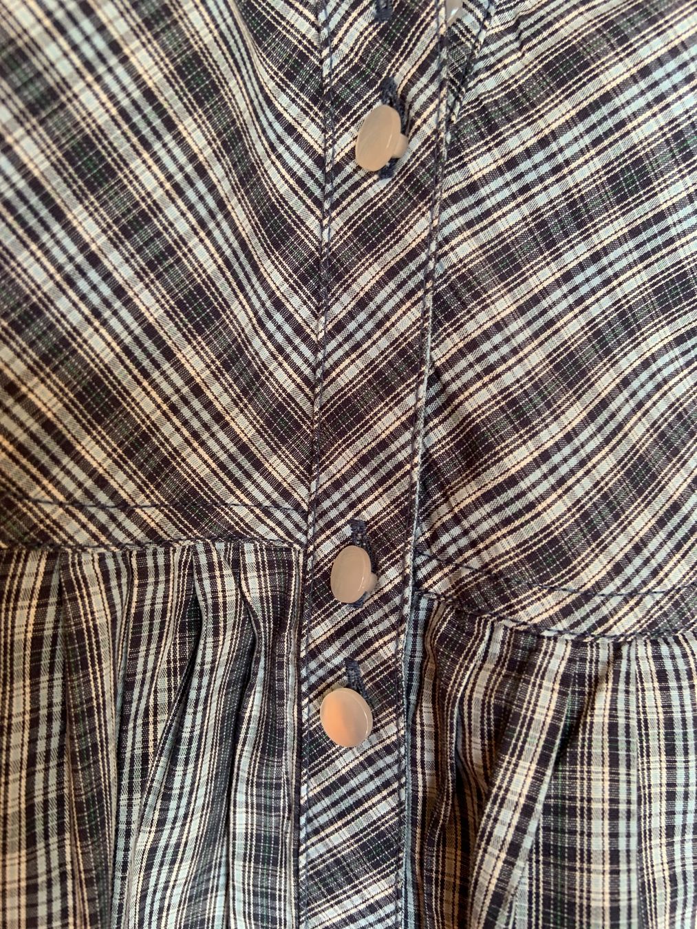 Blusen: Blouse – Gebraucht aus Ecublens VD von timily 2