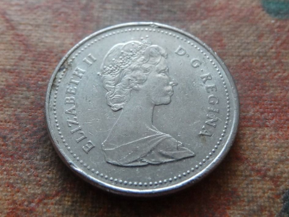 Tutti le monete: CANADA  5  Cents  1989 – Usato da Romanel-sur-Lausanne venduto da Swift13 1