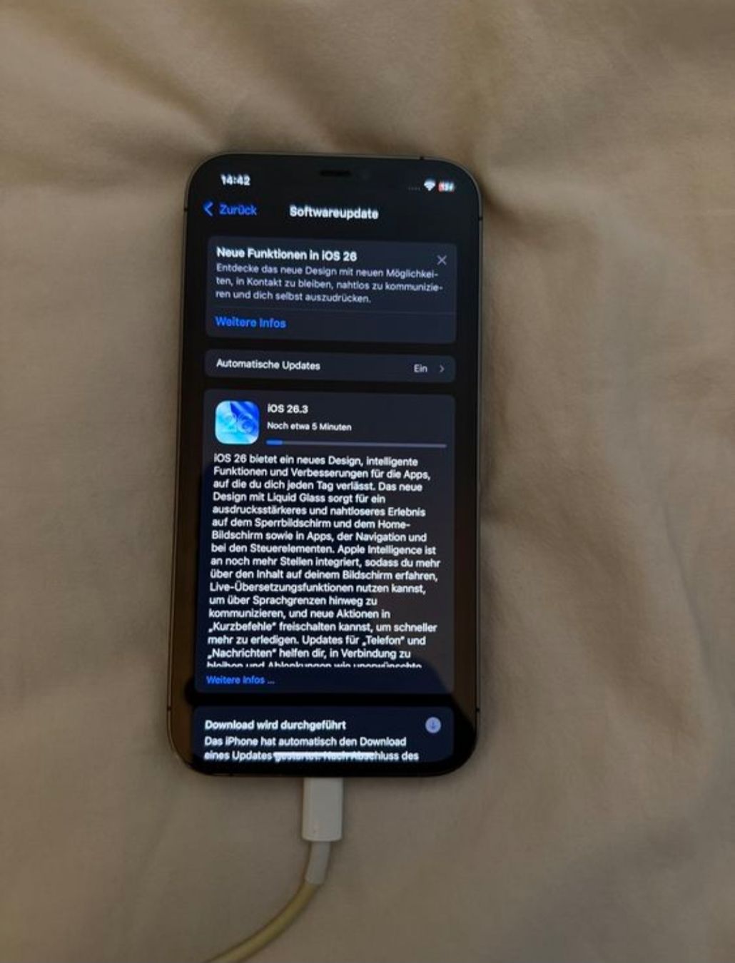 Apple Portables: Apple iPhone 12 Pro Max Graphit 256 GB guter Zustand – D'occasion à Luzern par M.Ai 2