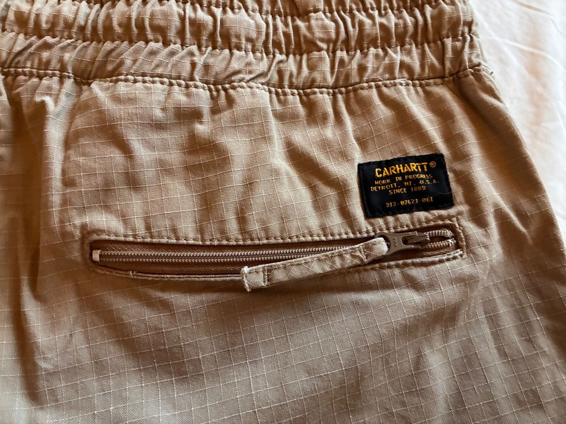 Carhartt Pantaloni: 2 pantalons Carhartt WIP – Usato da Bouveret venduto da Flurry1987 2
